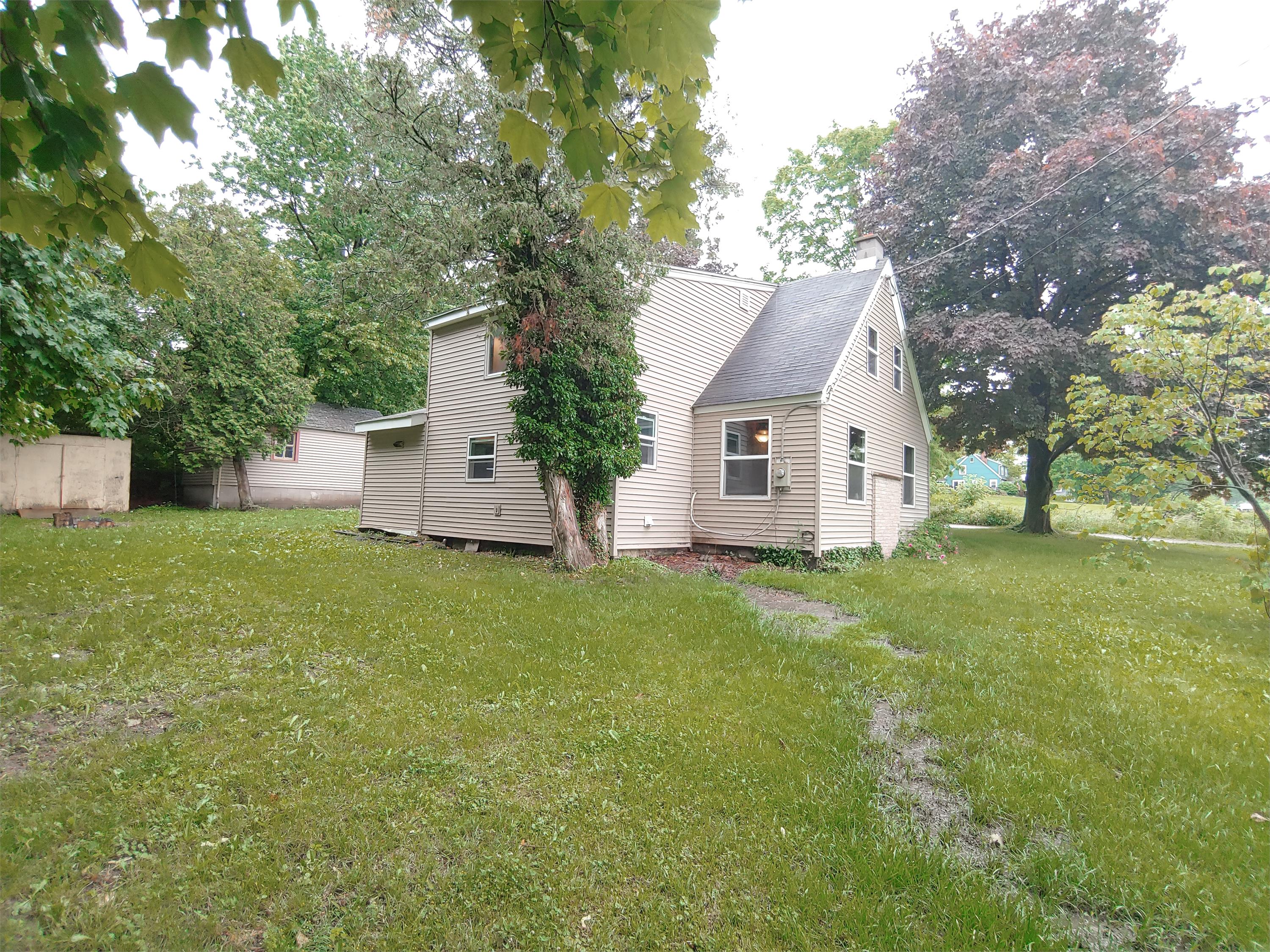 Property thumbnail image